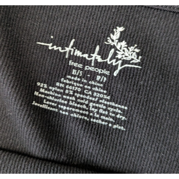 Free People Intimately Skinny Strap Brami Crop Top Black V Neck Size XS Small - Picture 3 of 4